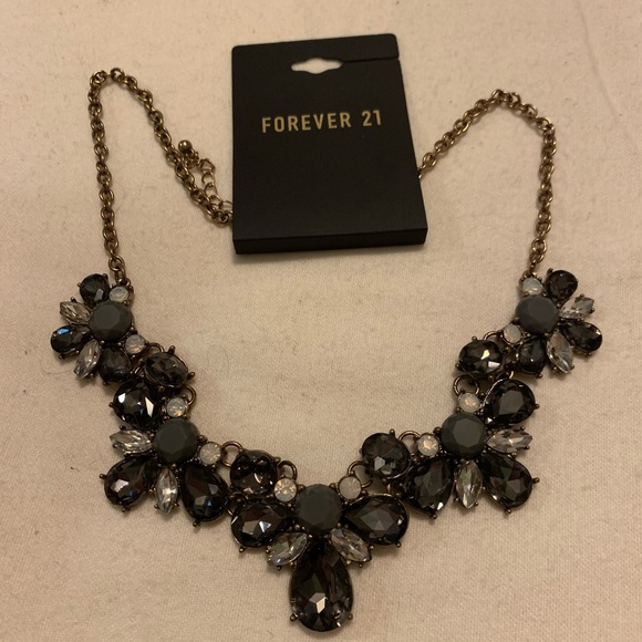 Forever 21 Fashion Necklace - Picture 3 of 5